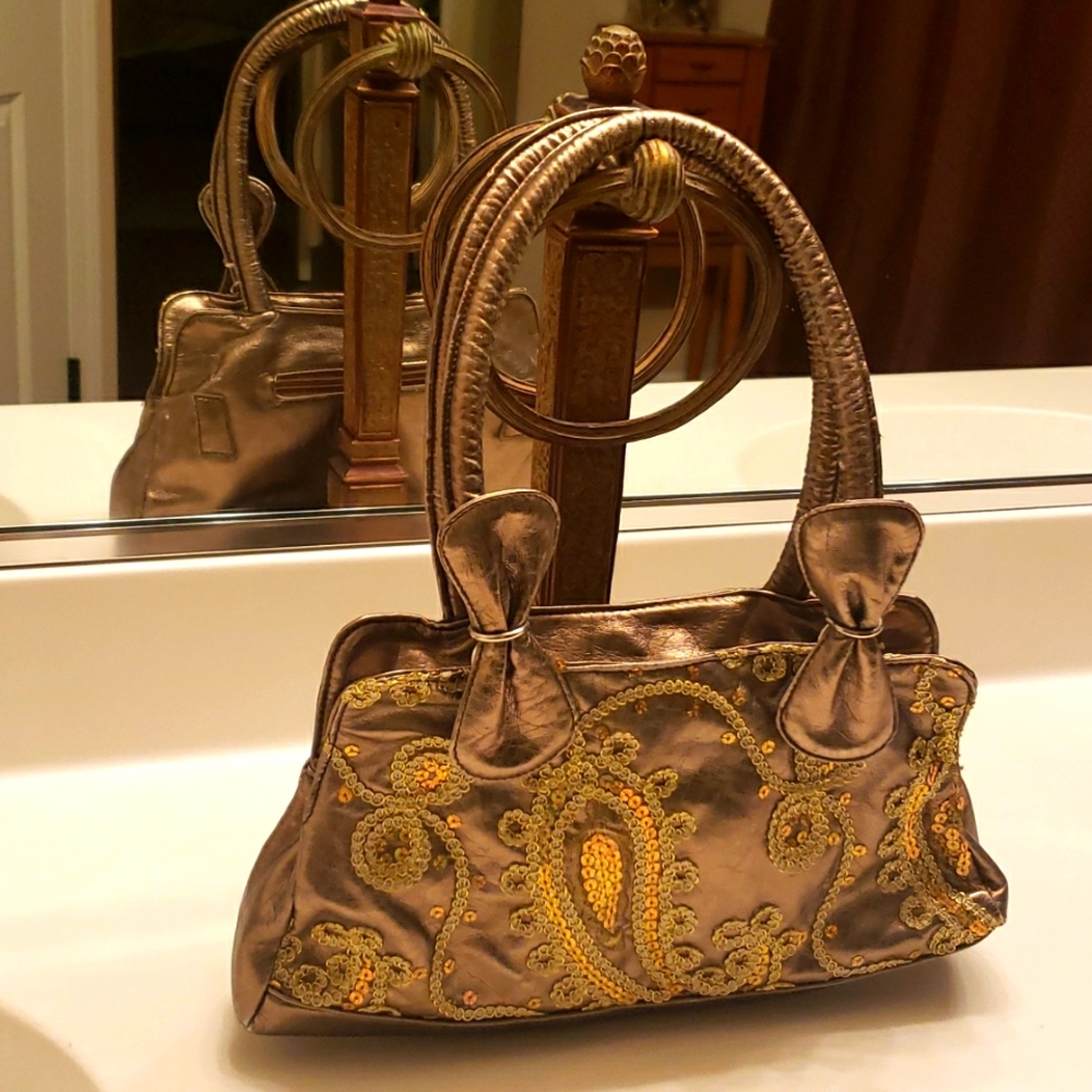 purse 👛